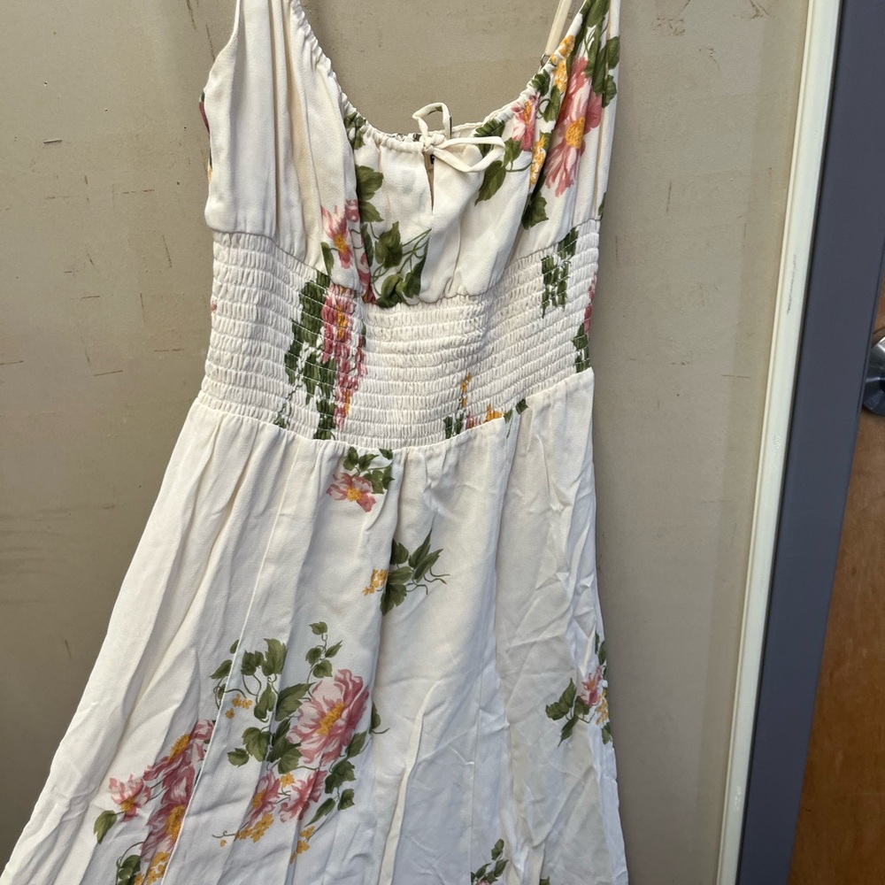 Reformation White Floral Maxi Dress euc size 2